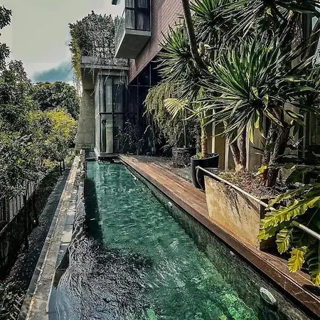 Luxury Pool Villa With Jacuzzi & Lift By Thonglor
